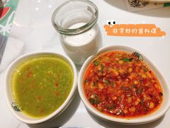 -樾餐厅泰式海鲜火锅(民歌湖店)
