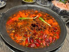 -旧街市鲜货老火锅(大光路店)