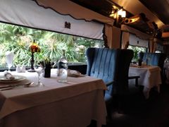 -火车头法国西餐厅