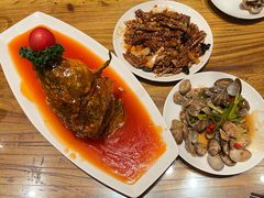 -泉畔人家·老济南经典鲁菜(大明湖店)