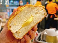 鲜油菠萝包-喜莲咖啡