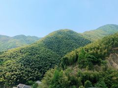 -浙东第一尖雪山欢乐谷