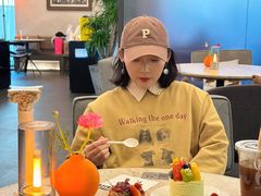 -玲婧胡同·生日蛋糕·餐厅(嘉里城店)