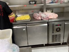 -爱碗亭·鲜炒湖南菜(壹城中心店)