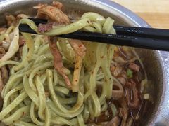 -鹍记特色牛杂面