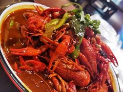 主厨秘制龙虾-虾弄弄海派小龙虾·牛羊蝎子火锅