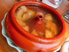 松茸汽锅鸡-中8楼风尚云南菜(颐堤港店)