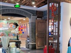 -张氏宽窄巷成都名小吃(茂业百货华强北店)