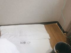 -海悦酒店(白石洲地铁站世界之窗店)