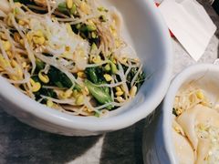 滋啦啦的油泼面-老碗会·陕西手工面(中心书城店)