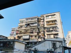 -BE NORMAL CAFE(霞溪路店)