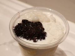 招牌白雪黑糯米冰粉-甜心闲生传统手工冰粉(太古里店)