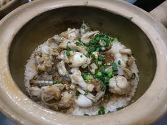 牛蛙煲仔饭-红星光发煲仔饭(文海店)