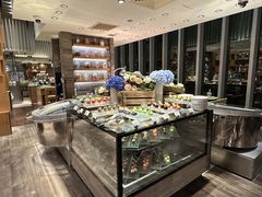 -两咖啡自助餐厅(静安香格里拉酒店)