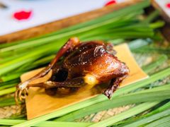 赏春味烟熏乳鸽-蝶舍·MAISON PAPILLON