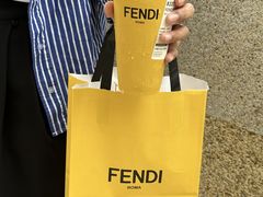 -喜茶(北京华贸购物中心店)