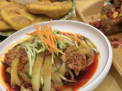 -达吾手抓美食城总部(义乌店)