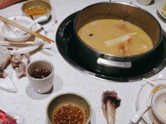 -三人行骨头王火锅(长寿店)