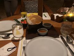 -三亚艾迪逊酒店·海滩烧烤 BARBACOA·现场乐队·浪漫晚餐·烧烤海鲜