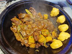 -鱼窝棚柴火铁锅炖(富山屯店)