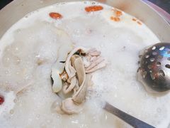 -淼福猪肚鸡·椰子鸡火锅(大沙地店)