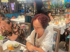 -领鲜活海鲜榴莲自助火锅(东门店)