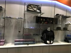 -W FITNESS 威尔仕健身·游泳(七宝店)