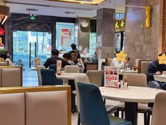 -香港新发烧腊茶餐厅(水围店)
