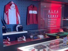 -上海保利玛莎拉蒂和阿尔法罗密欧(华翔路店)