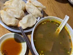 -黄阿姨锅贴大王(万航渡路店)