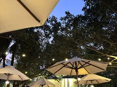 -三亚艾迪逊酒店·海滩烧烤 BARBACOA·现场乐队·浪漫晚餐·烧烤海鲜