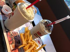 -The Habit Burger Grill 哈比特汉堡(复兴soho店)