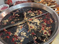 -储奇门鳝鱼火锅(总店)