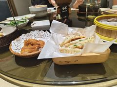 -楚山晓·湖北菜(武汉光谷K11店)