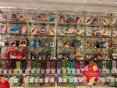 -VENCHI 闻绮(北京国贸商城店)