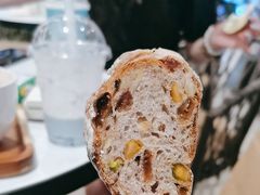 -红跑车蛋糕世界(龙湖杭州西溪天街店)