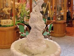 -秘密旅行Bonjour(黑金冠 江南西店)