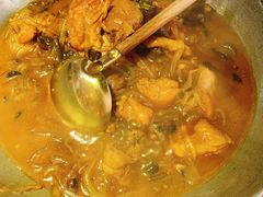 小鸡炖蘑菇-关东小磨东北菜(上海长风大悦城店)