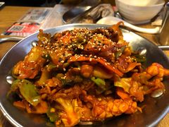 鱿鱼炒五花肉-富乐满韩国正宗炸鸡韩国料理(虹泉路店)