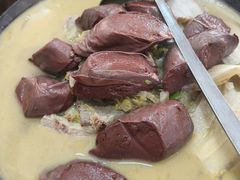 -鹤乡东北菜(崮山路店)