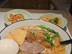 -鑫花溪牛肉米粉(凤凰街创始总店)