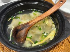 -馋三尺蟹粉小笼(人民广场店)