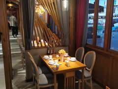 包厢-隔壁老王·家常云南菜(花巷店)
