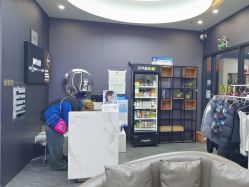 -藤野造型烫染·漂发