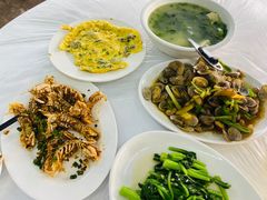 -红月湾海鲜饭店•沙滩海景(双月湾店)