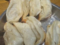 -黄阿姨锅贴大王(万航渡路店)