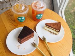 -有猫主题·治愈系猫咖(曾厝垵店)