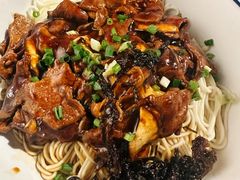 蛤蜊猪肝面-沪西老弄堂面馆(定西路店)