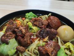 -鹍记特色牛杂面