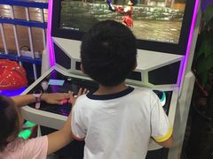 -鸿通城购物中心